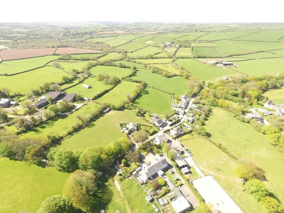 Rural Cosy Retreat For Two Near Port Isaac Apartman Delabole Kültér fotó